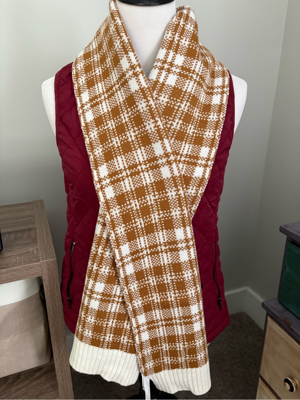 Timberland Plaid Knit Scarf in Mustard and White - NWT